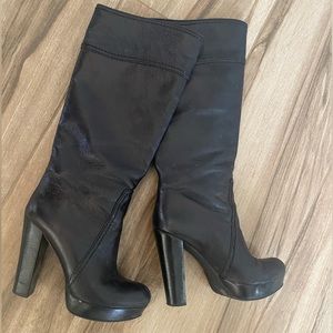 Vince Camuto black leather boots